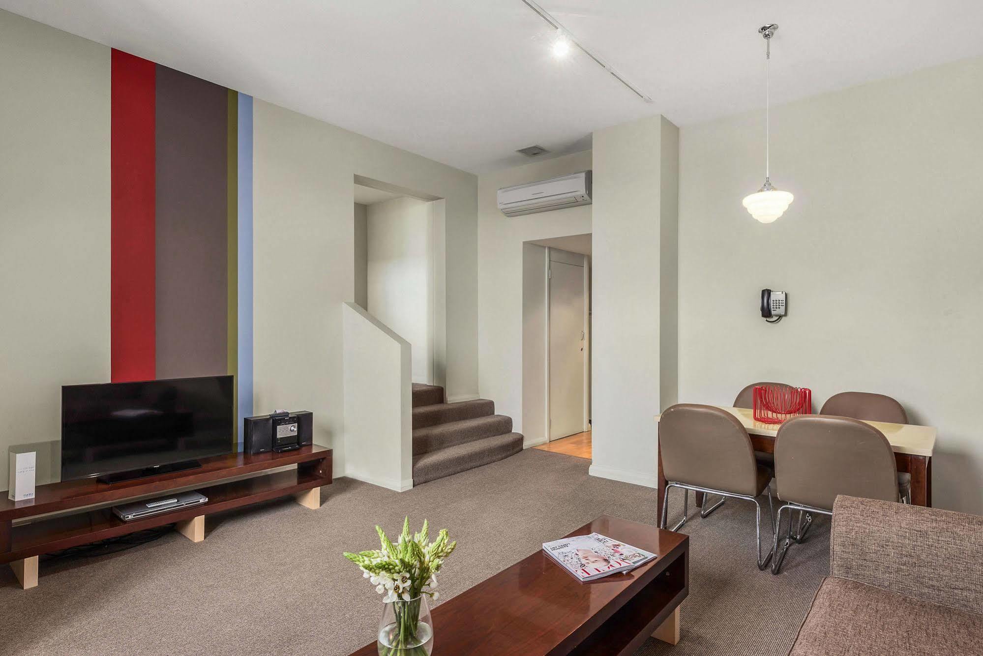 Mantra One Sandy Bay Road Hobart Eksteriør bilde