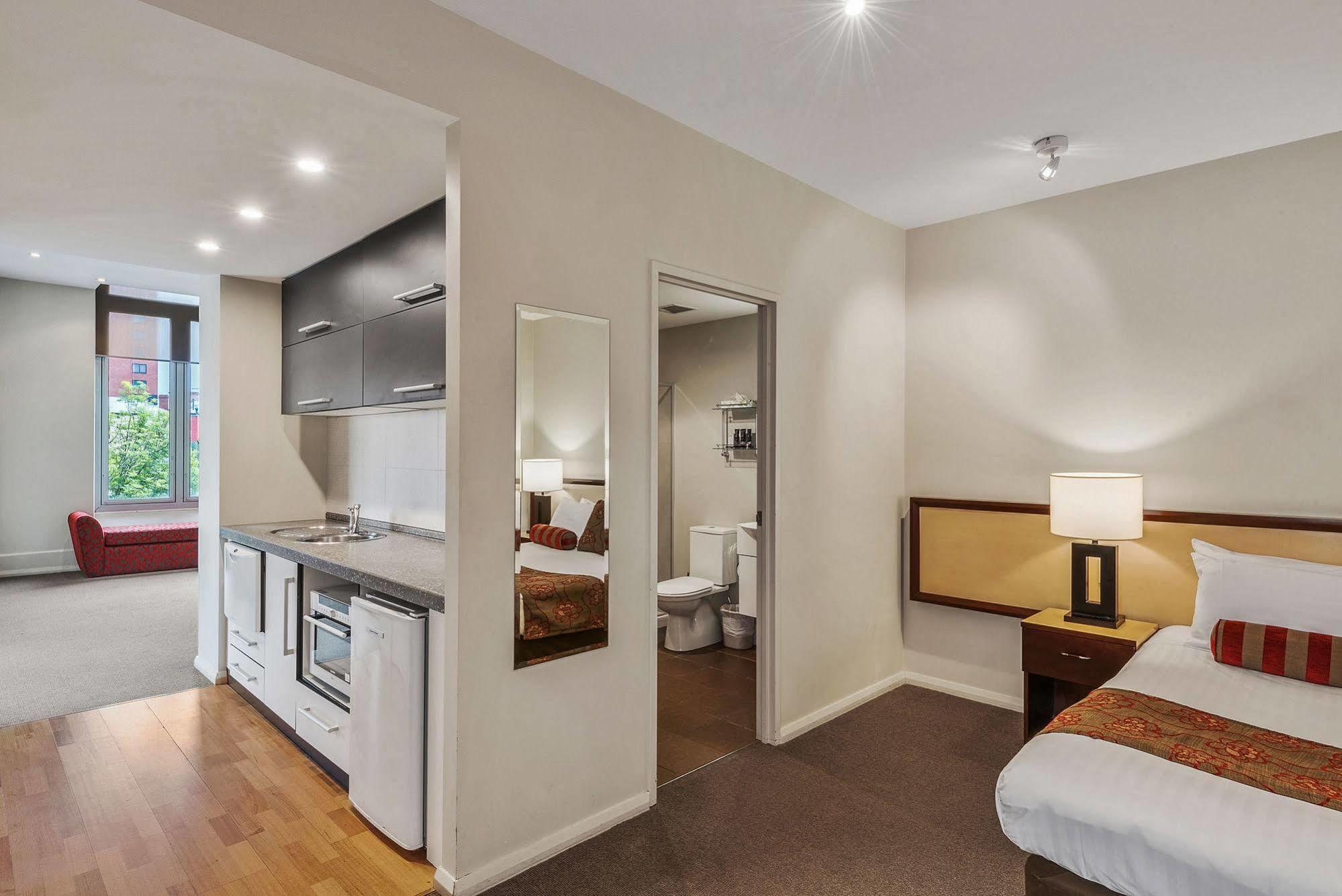 Mantra One Sandy Bay Road Hobart Eksteriør bilde